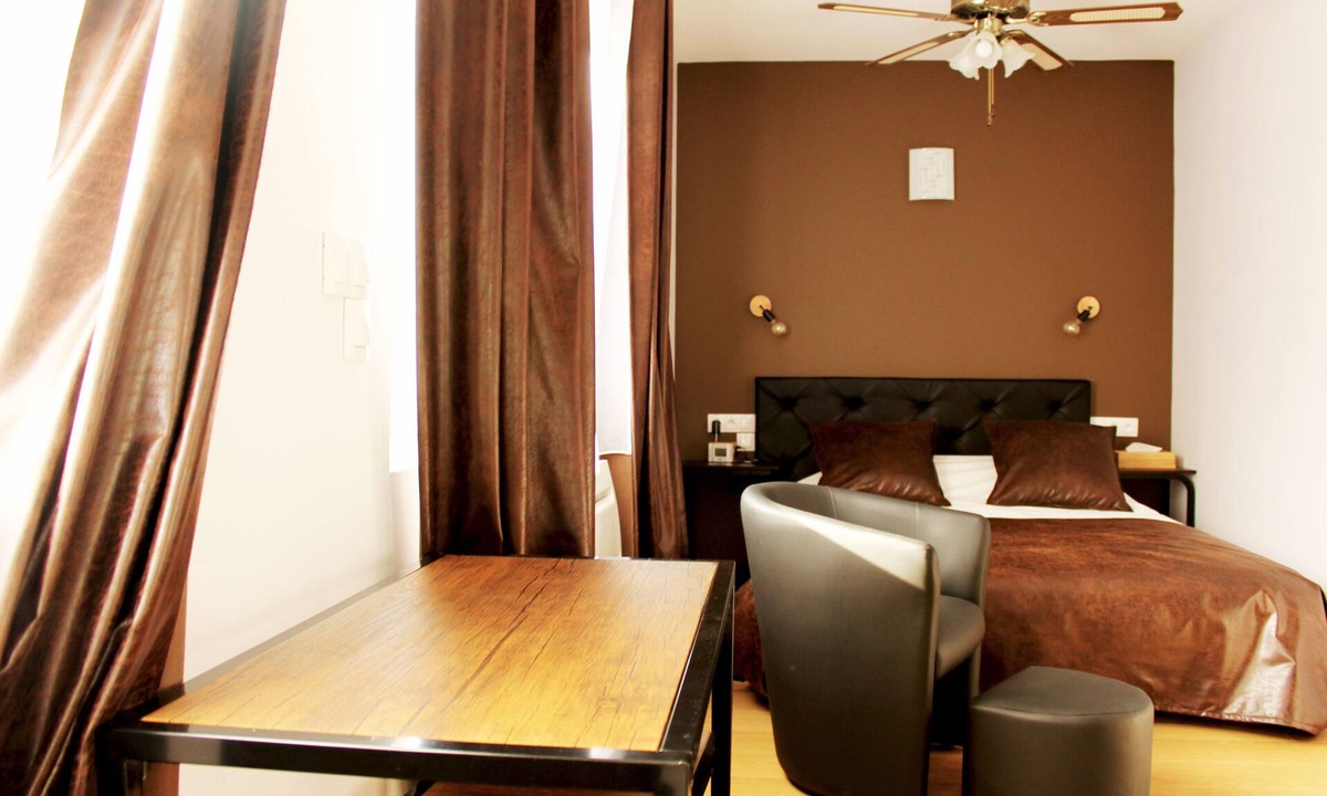 Lens Apartment | Apartment Bath Spa/town center