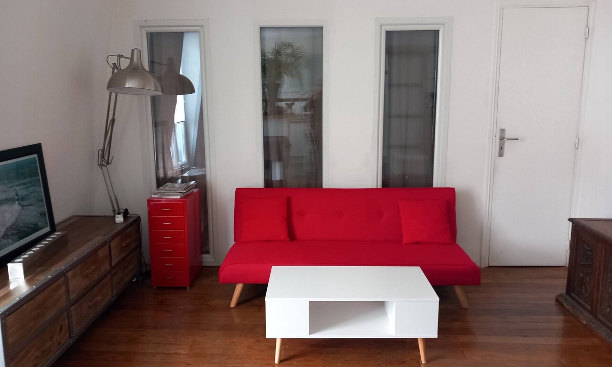 Batignolles Apartment | Apartment 'Batignolles For 2 People' with Wi-Fi and Air Conditioning