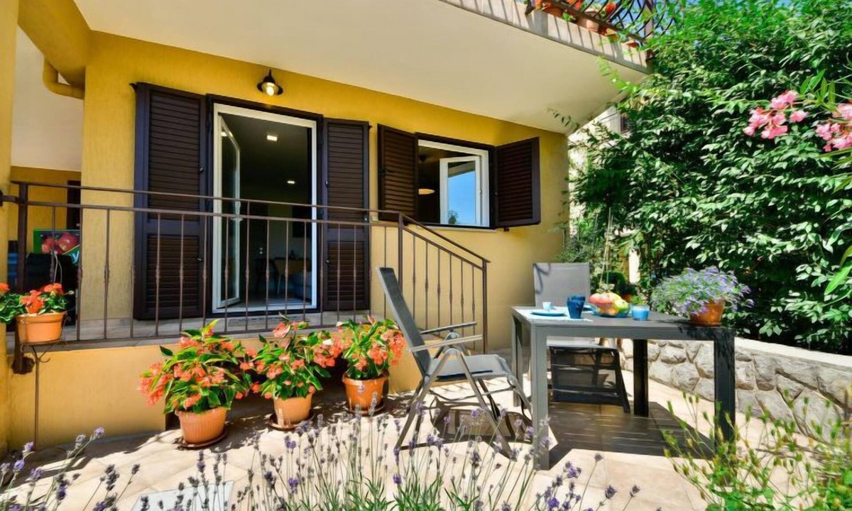 Pobri Apartment | Apartment Beni by Interhome