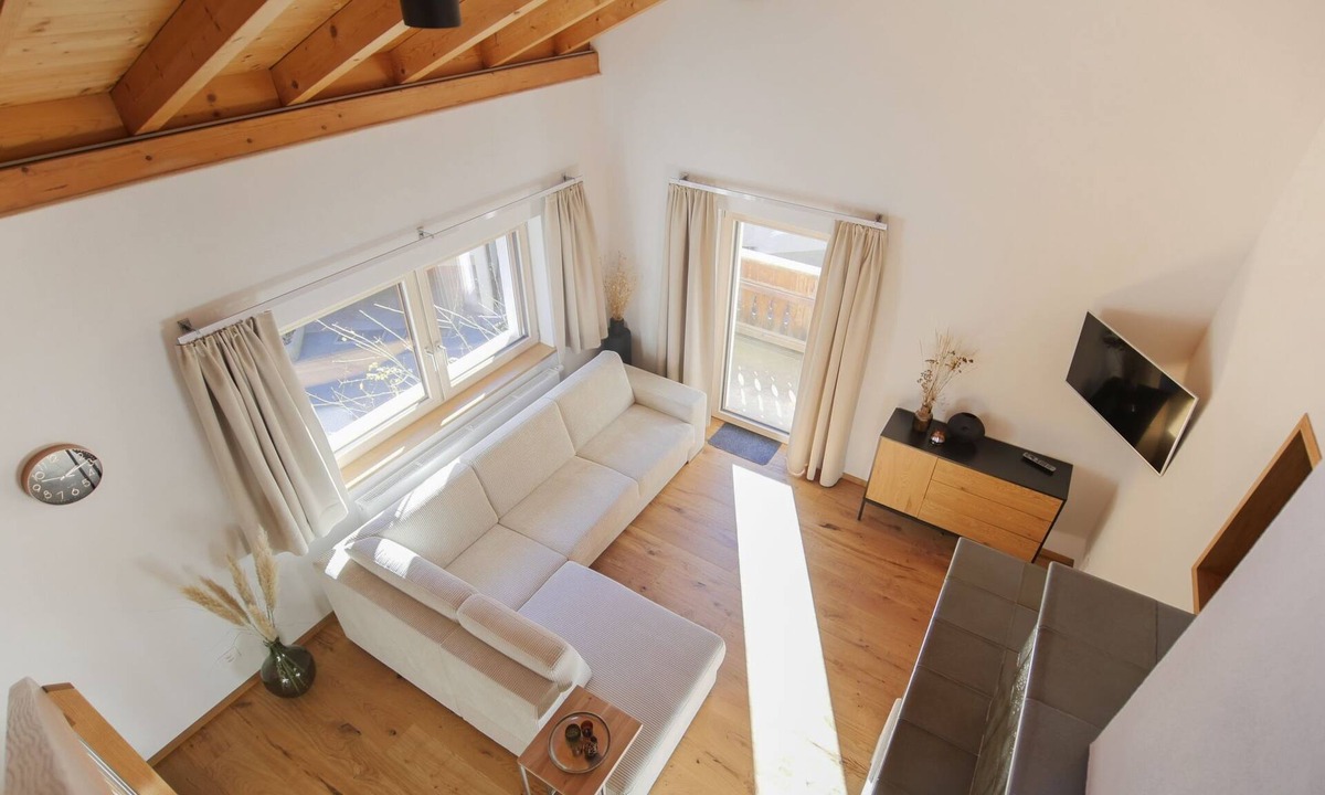 Ravaisch Apartment | APARTMENT BERGWALDZAUBER – Haus zur Post, (Samnaun-Compatsch). by Interhome