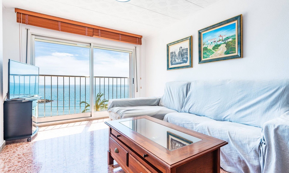 Vinaros Apartment | Apartment 'Blau Mar' with Sea View, Wi-Fi and Air Conditioning