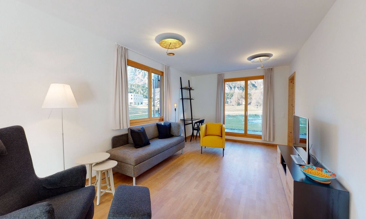 Maloja Apartment | Apartment Blaunca - Bright Apartment with Terraces in Maloja