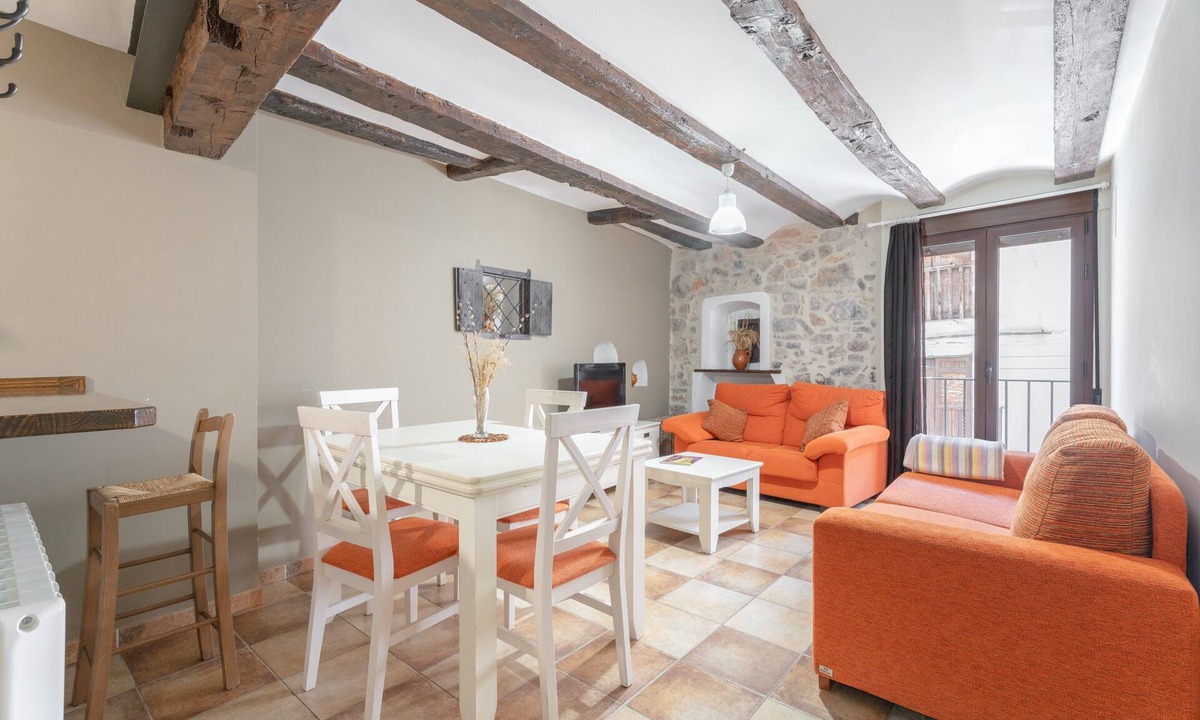 Alcala de la Selva Apartment | Apartment 'Casa El Cojo 1a' with Balcony and Wi-Fi