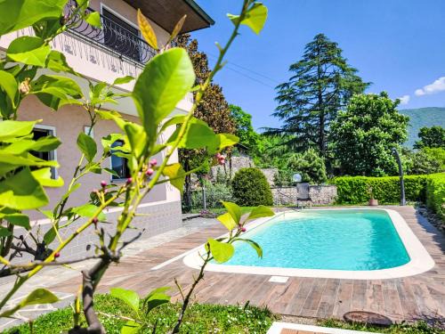 Besazio Apartment | Apartment Ca`Sotselva by Interhome