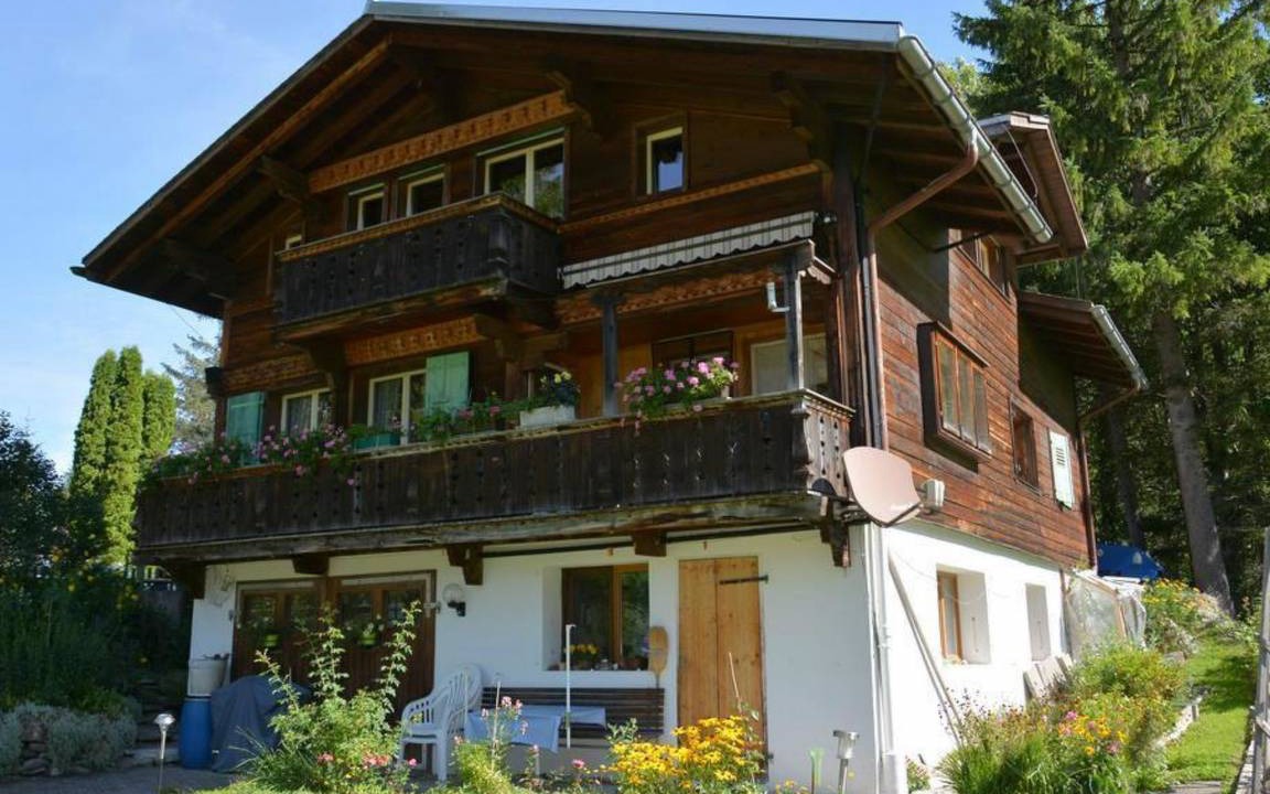 Gsteig Apartment | Apartment ∙ 3 bedrooms ∙ 5 guests