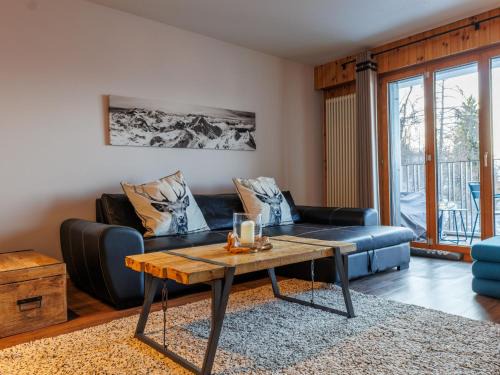 Saint-Pierre-de-Clages Apartment | Apartment Chaedoz 24-1 by Interhome