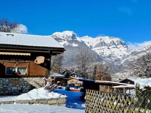 Leuk Apartment | Apartment Chalet Haus - bei Einfahrt grosser Nussbaum by Interhome
