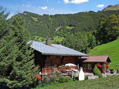 Grindelwald Apartment | Apartment Chalet Marie Rosa-1 by Interhome