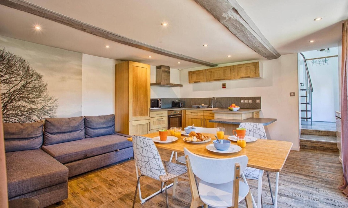 Sommervieu Apartment | Apartment 'Charmant T2 Avec Jardin Et Parking'