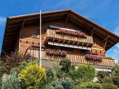 Zweisimmen Apartment | Apartment Christeli by Interhome