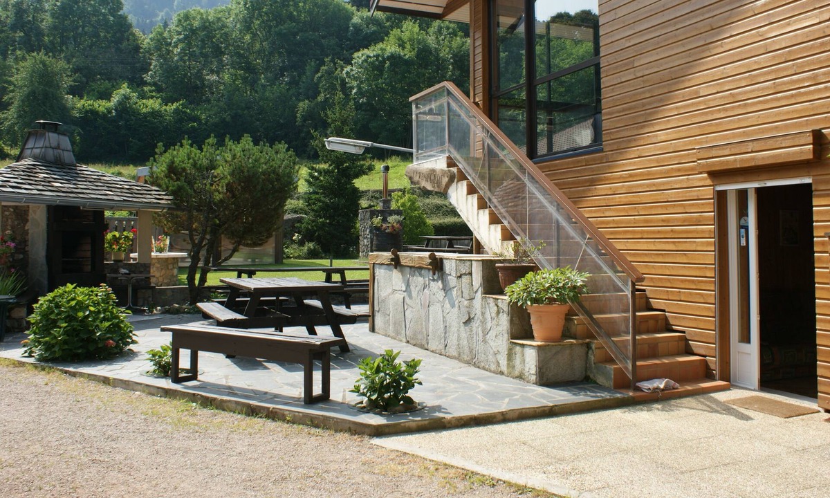 Lyaud Apartment | APARTMENT class 2*, near Lake Leman