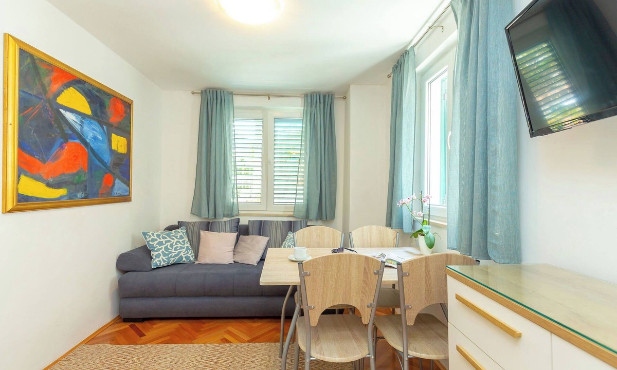 Pile Apartment | Apartment Colette - Two Bedroom Apartment, Sleeps 4