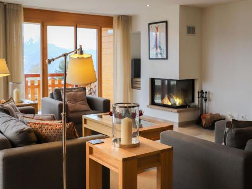 Saint-Pierre-de-Clages Apartment | Apartment Cor des Alpes 16 by Interhome