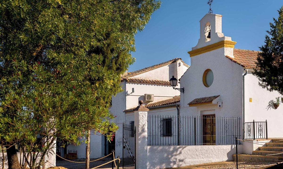 Beas de Segura Apartment | Apartment 'Cortijo La Teja' with Mountain View, Wi-Fi and Air Conditioning