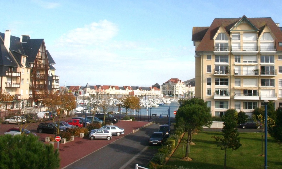 Port Guillaume Apartment | Apartment Dives-sur-Mer, 2 bedrooms, 6 persons