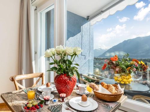 Ascona Apartment | Apartment Double Room Modern-3 by Interhome