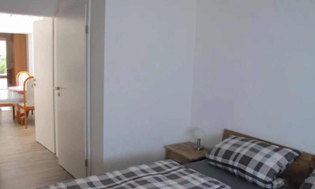 Angersbach Apartment | Apartment 'Eichenauer' with Shared Terrace, Wi-Fi and Air Conditioning