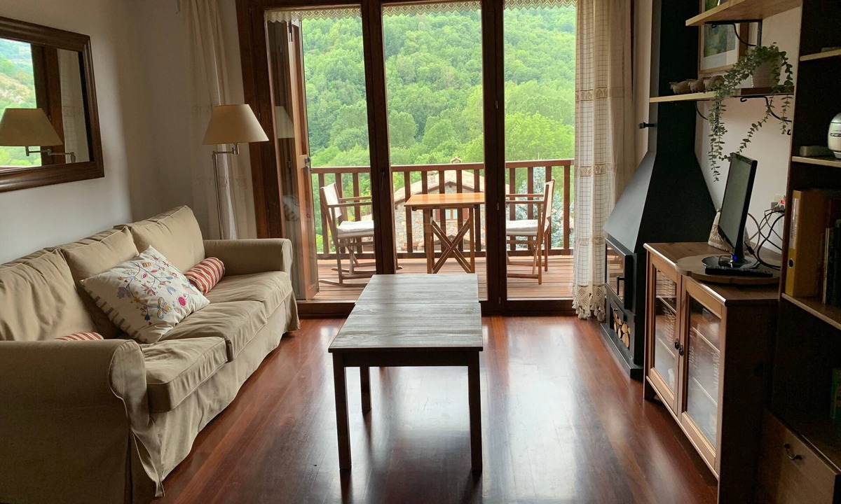 Llanars Apartment | Apartment "El Mirador de Llanars" with Access to Ski Slopes & Mountain View