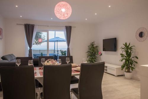 Plat Apartment | APARTMENT ELI - SEA VIEW