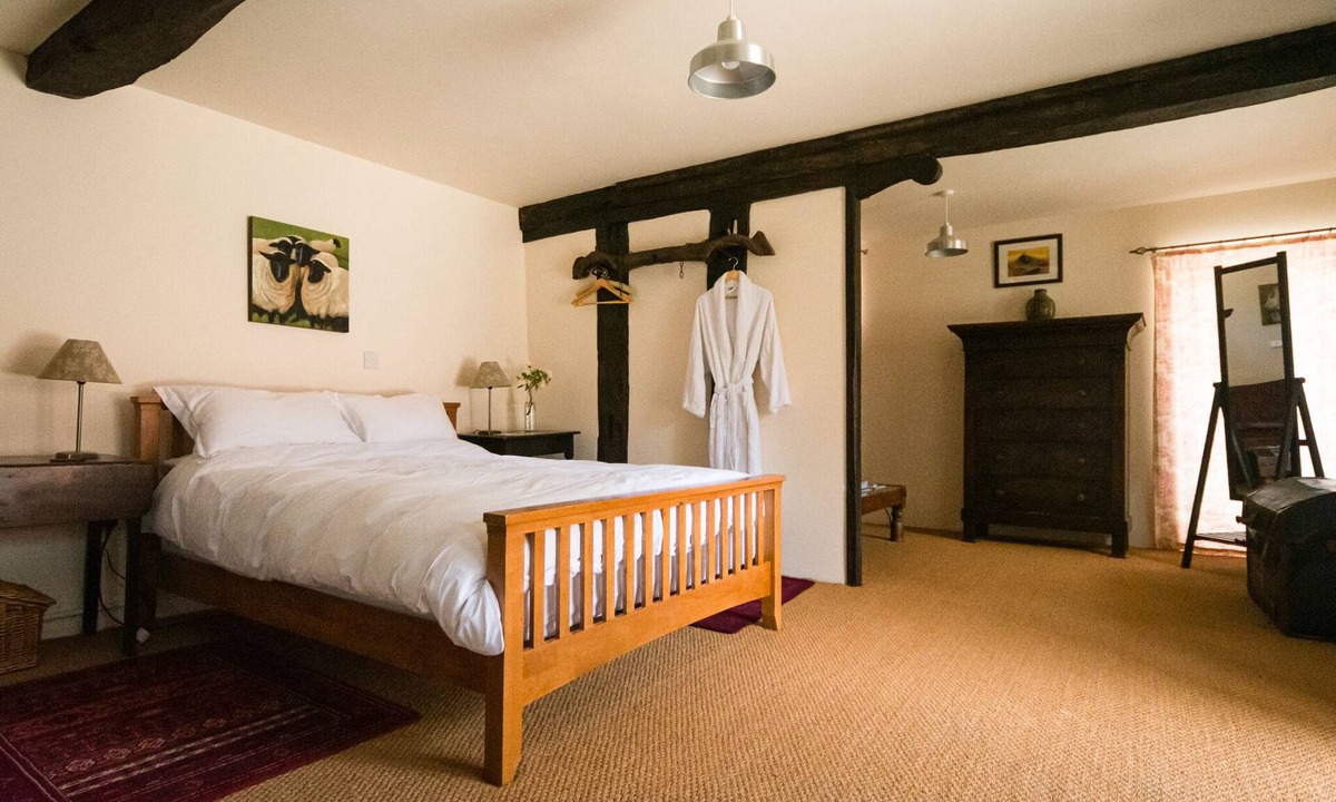 Crewkerne Bed & Breakfast | Apartment Ensuite - Willow