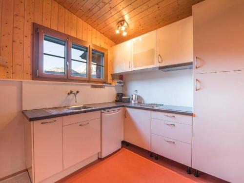 Lungern Apartment | Apartment Erlebnishof Ming by Interhome