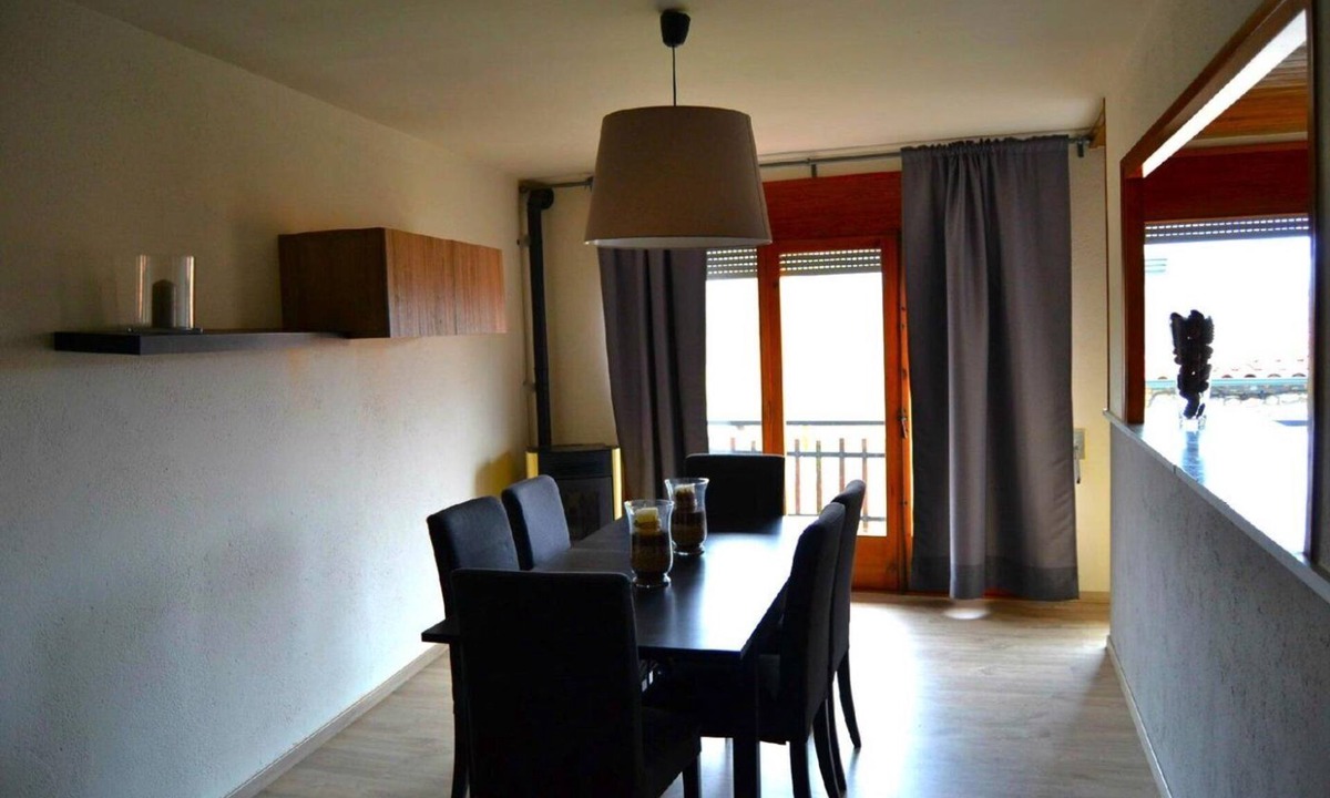 Bellver de Cerdanya Apartment | Apartment 3 rooms Pellet Stove, Views & Pet-Friendly