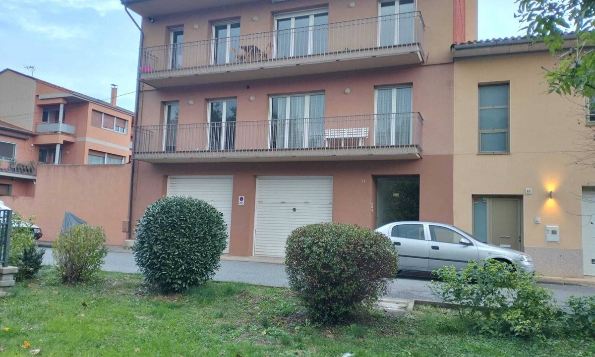 Sant Esteve d'en Bas Apartment | Apartment with mountain views