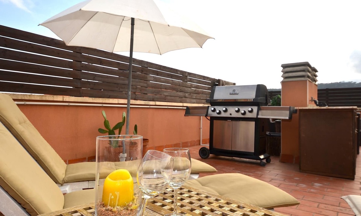 Sant Feliu de Guixols Apartment | Apartment with parking ang large private terrace