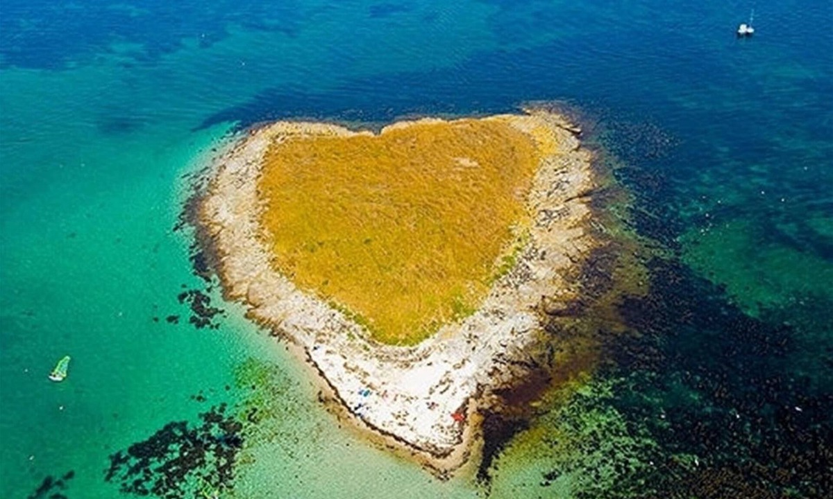 Kerherou Apartment | Apartment, exceptional sea view.