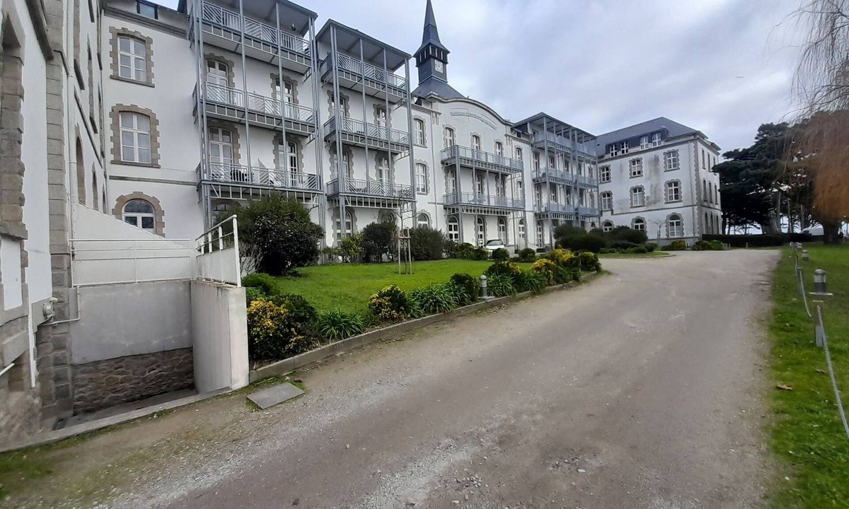 Le Croisic Apartment | apartment facing the sea