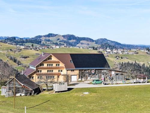 Hemberg Apartment | Apartment Ferienhof-Barenegg by Interhome