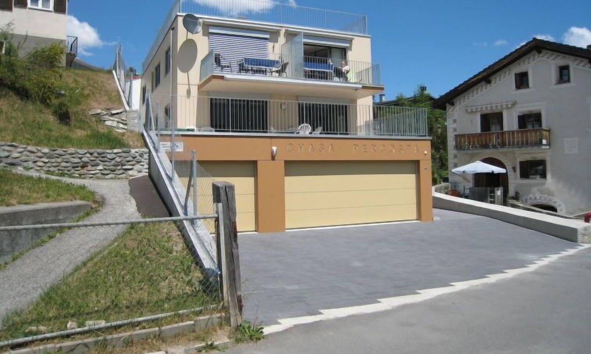Engadin Scoul Apartment | Apartment Ferienwohnung Chasa Percosta in Scuol - 8 persons, 4 bedrooms