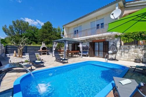 Krsan Apartment | Apartment Feruccio by Rent Istria