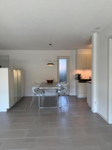 Steffisburg Apartment | Apartment for 1 to 2 people, 1 double bed