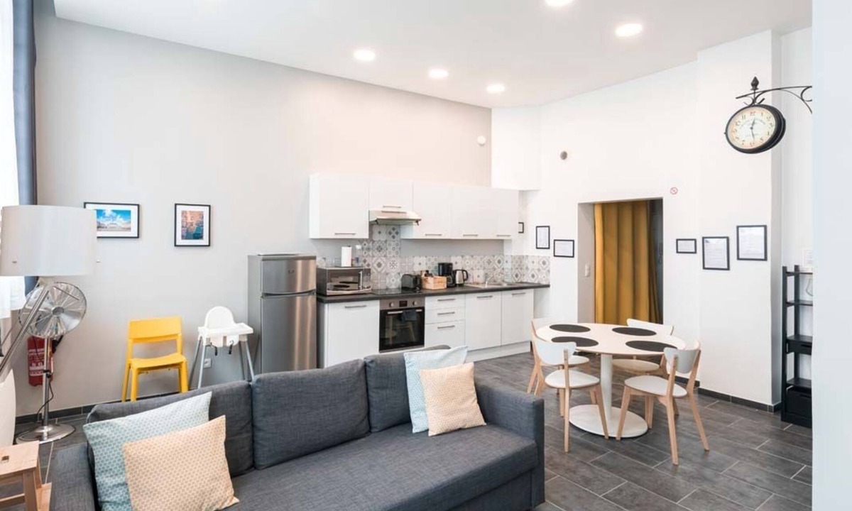 Arras Apartment | Apartment for 6 people + 1 baby (cot)