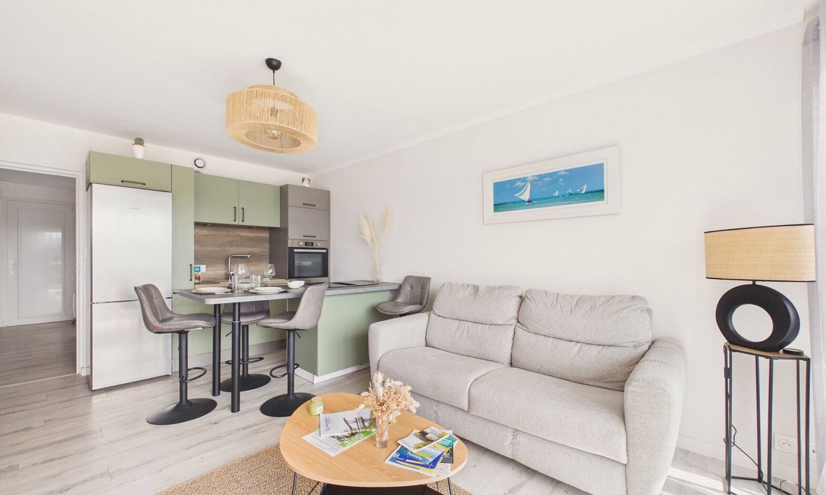 Saint-Brevin-les-Pins Apartment | Apartment for 3, 100m from the beach