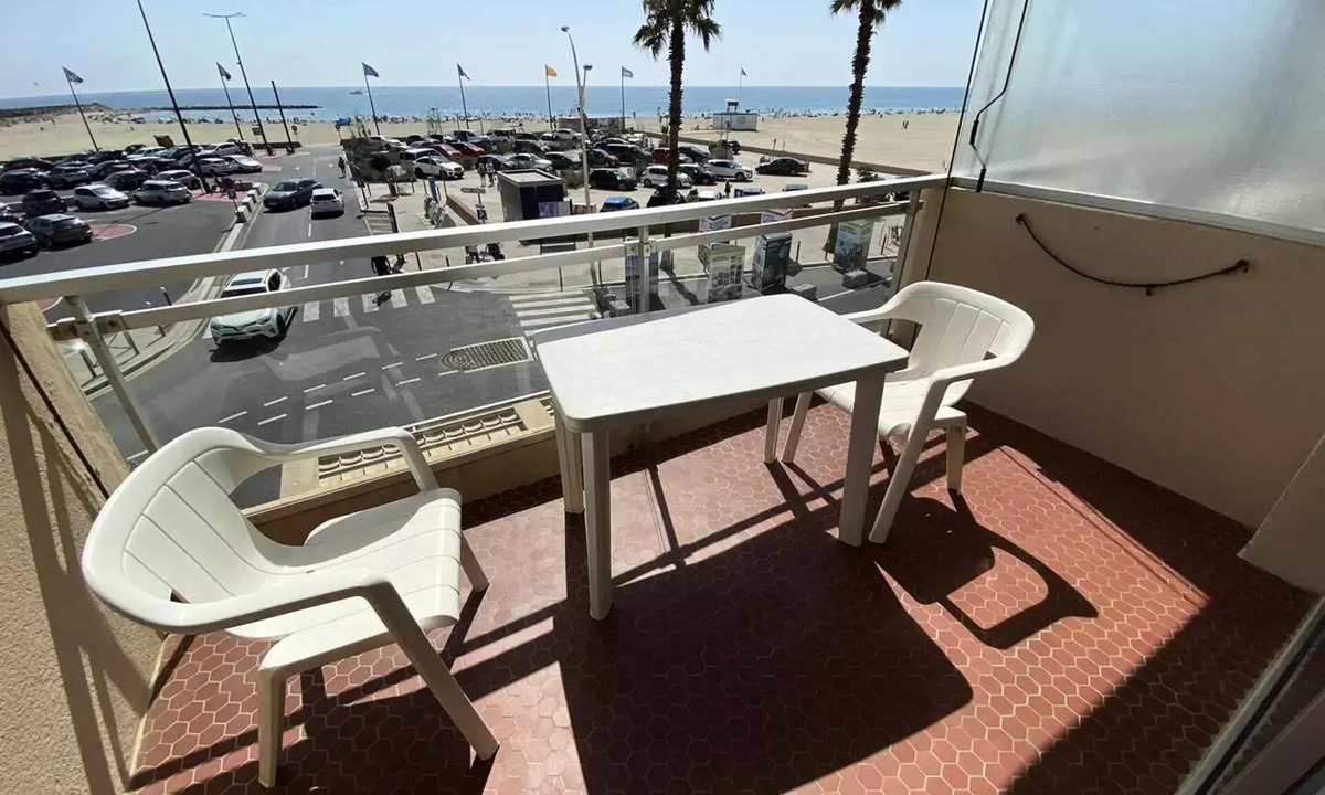 Le Port Apartment | Apartment