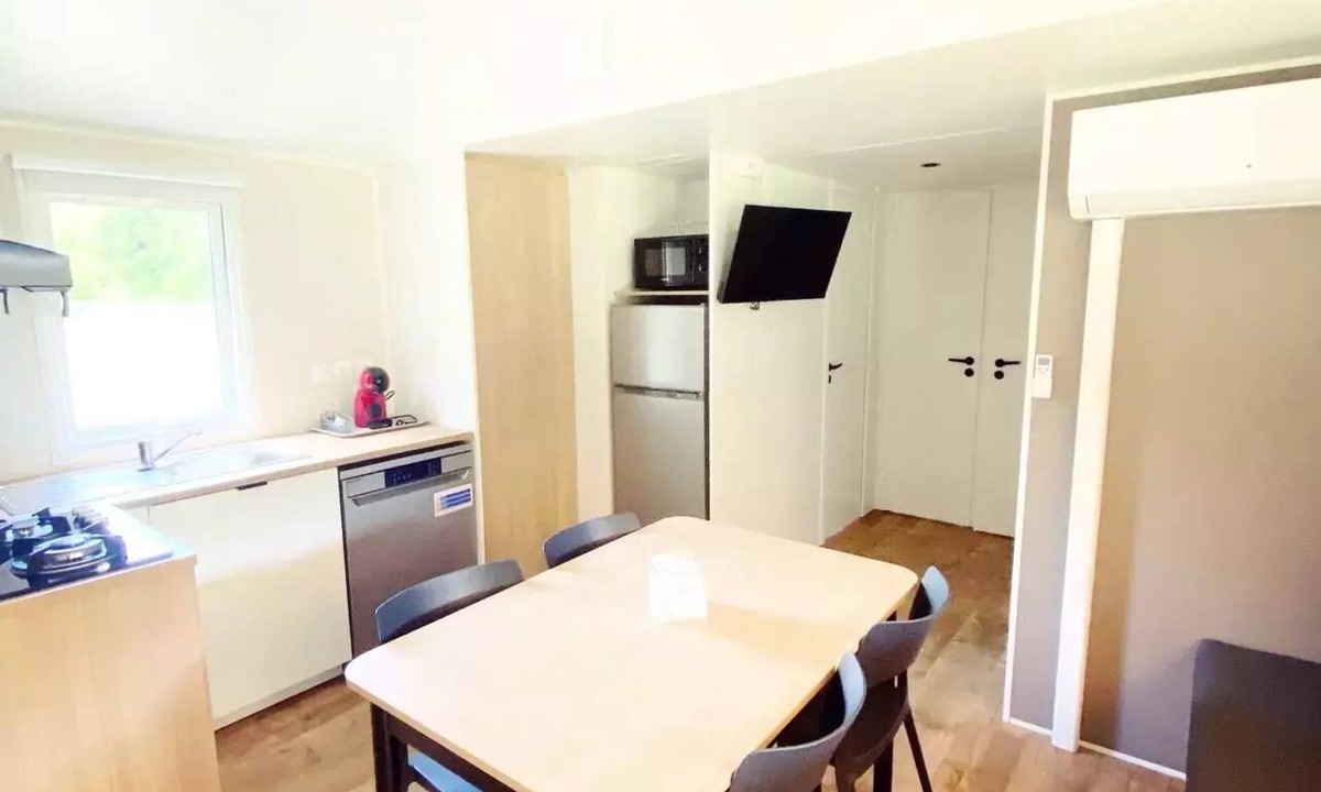 Saint-Maximin House | Apartment