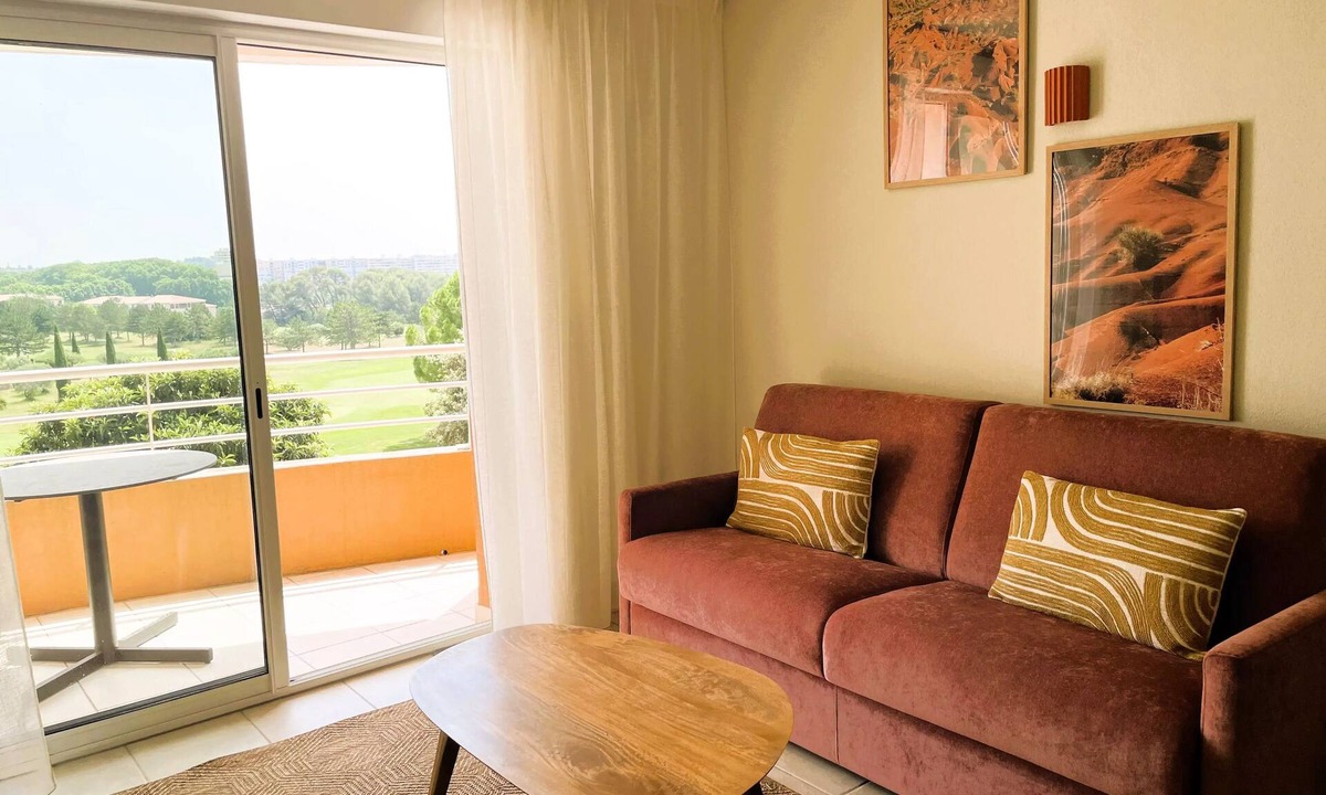 Juvignac Apartment | Apartment