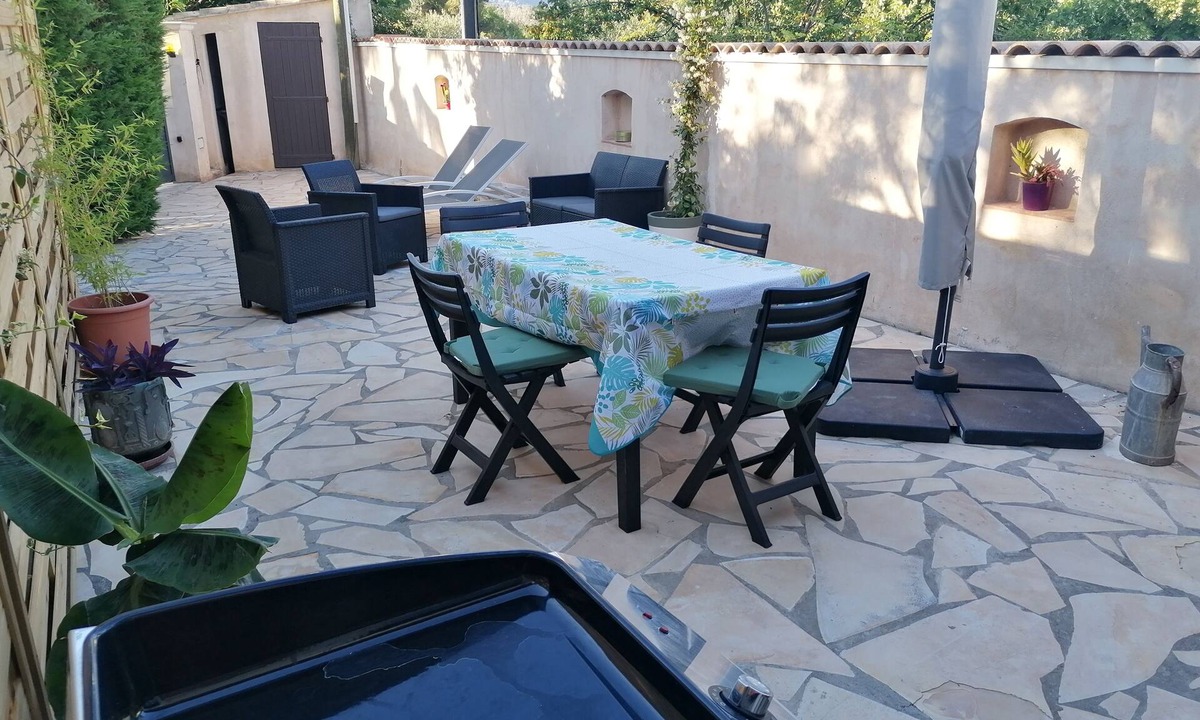 La Garde Apartment | Apartment