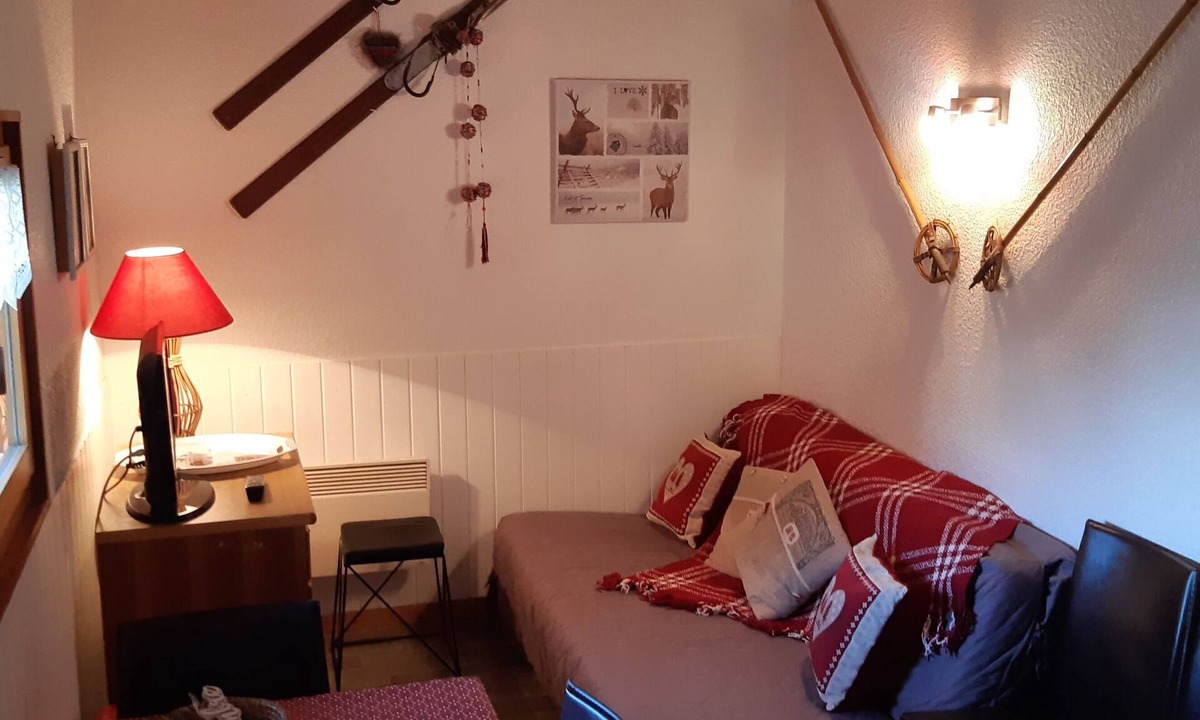 Montchavin Apartment | Apartment Maison Tresallet n°4 in the heart of a traditional Savoyard village