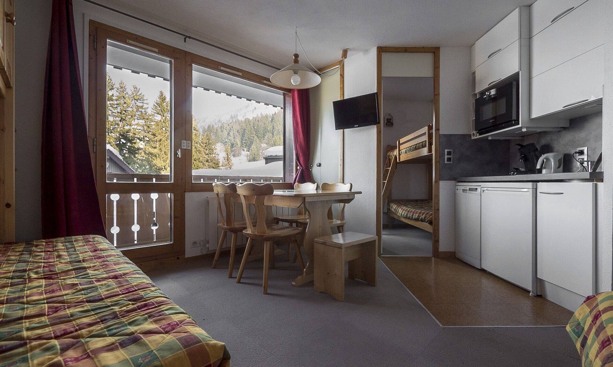 Valmorel Apartment | Apartment right on the slopes and on the hiking paths
