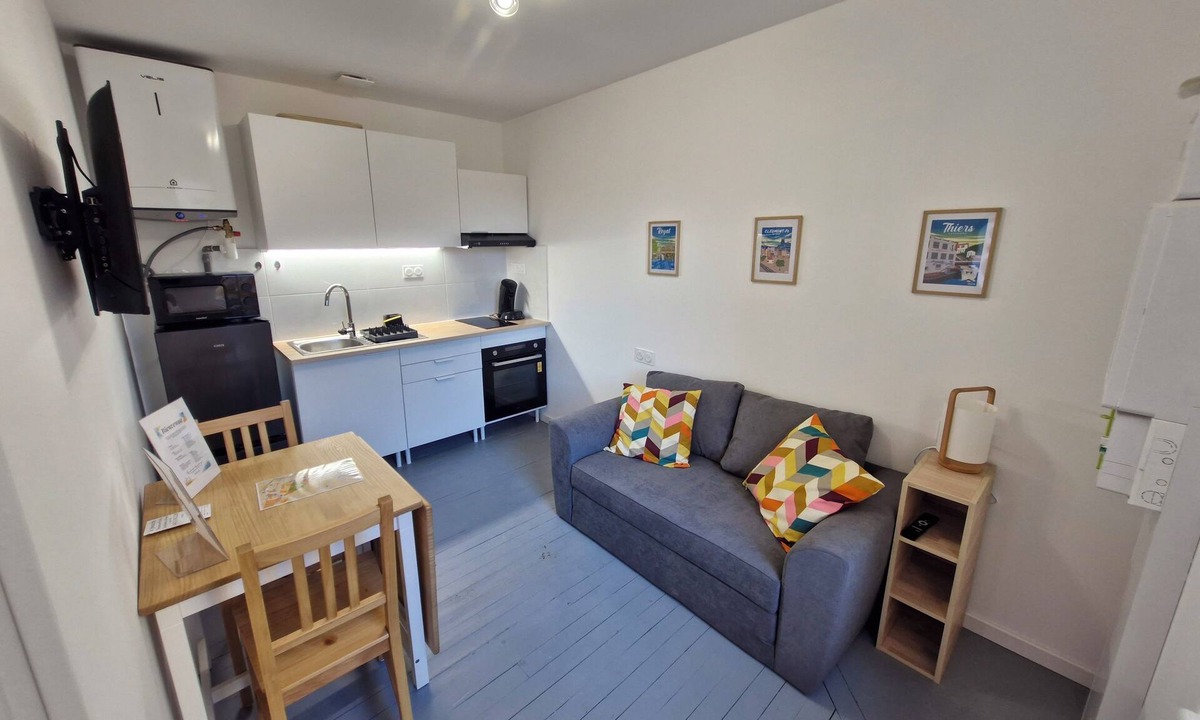 Les Martres-de-Veyre Apartment | Apartment F2 5A