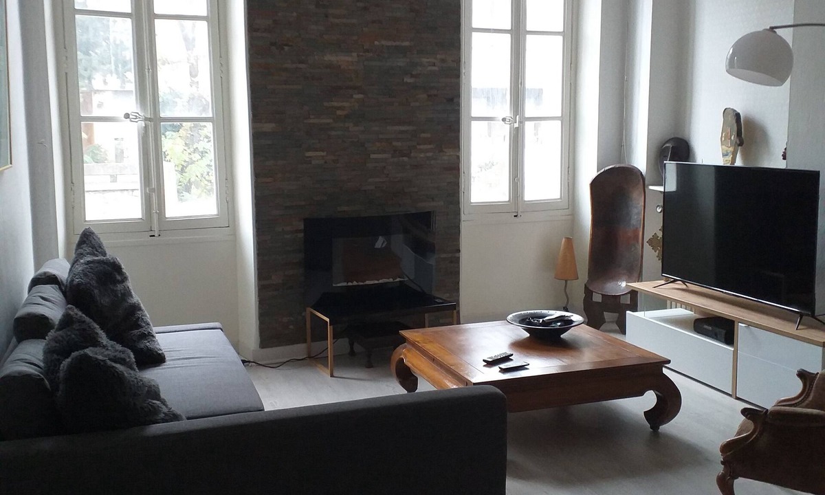 4th Arrondissement Apartment | apartment