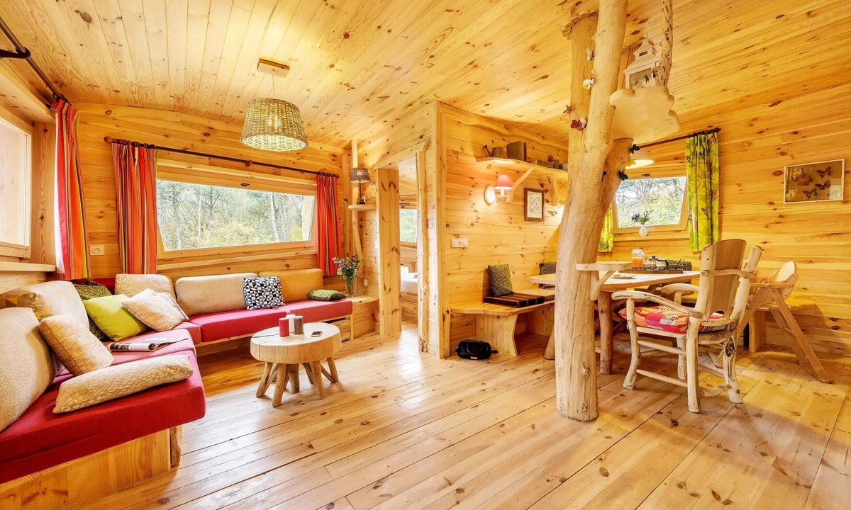 Curcay-sur-Dive Cabin | Apartment