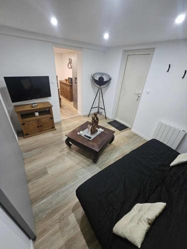 Naintre Apartment | Apartment