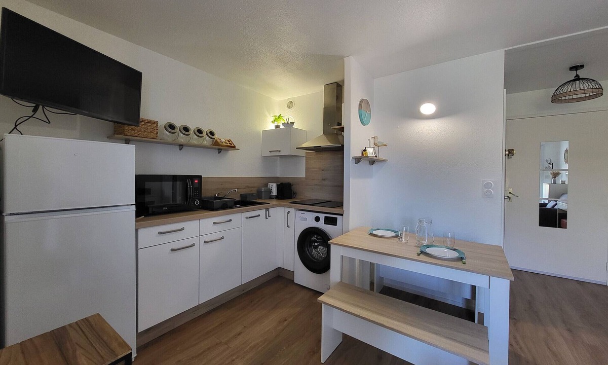 Saint-Brevin-l'Ocean Apartment | Apartment for 2, balcony, parking, near beach – Saint Brevin l'Océan