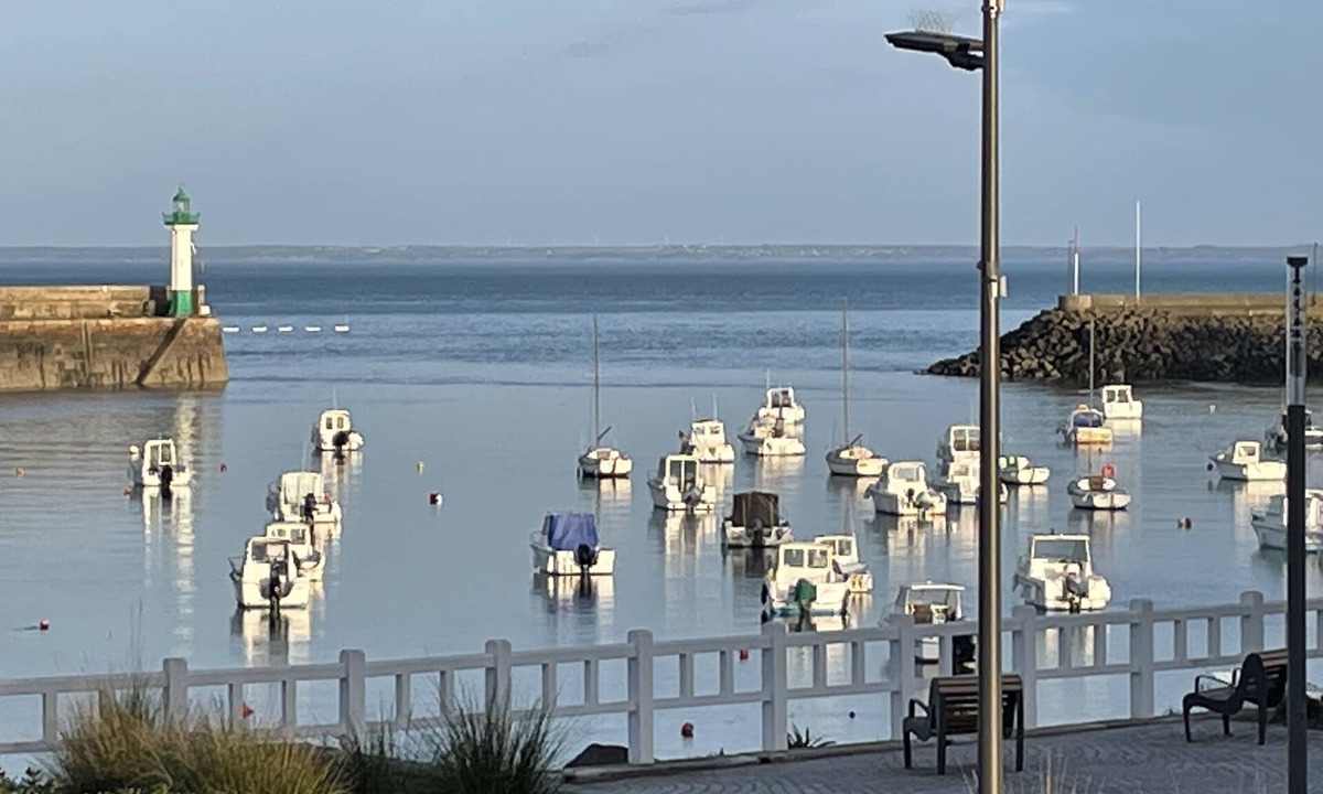 Portrieux Apartment | Apartment facing the sea
