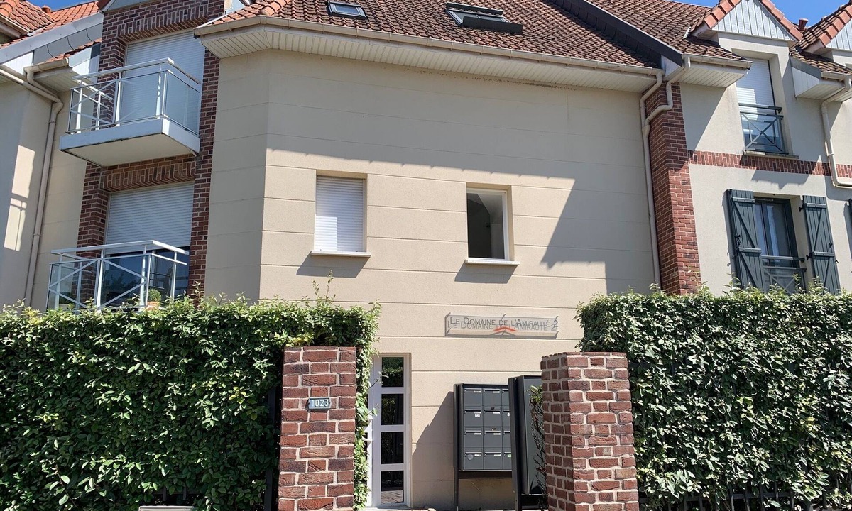 Saint-Valery-sur-Somme Apartment | Apartment St Valéry/Somme - near town center - private parking - internet
