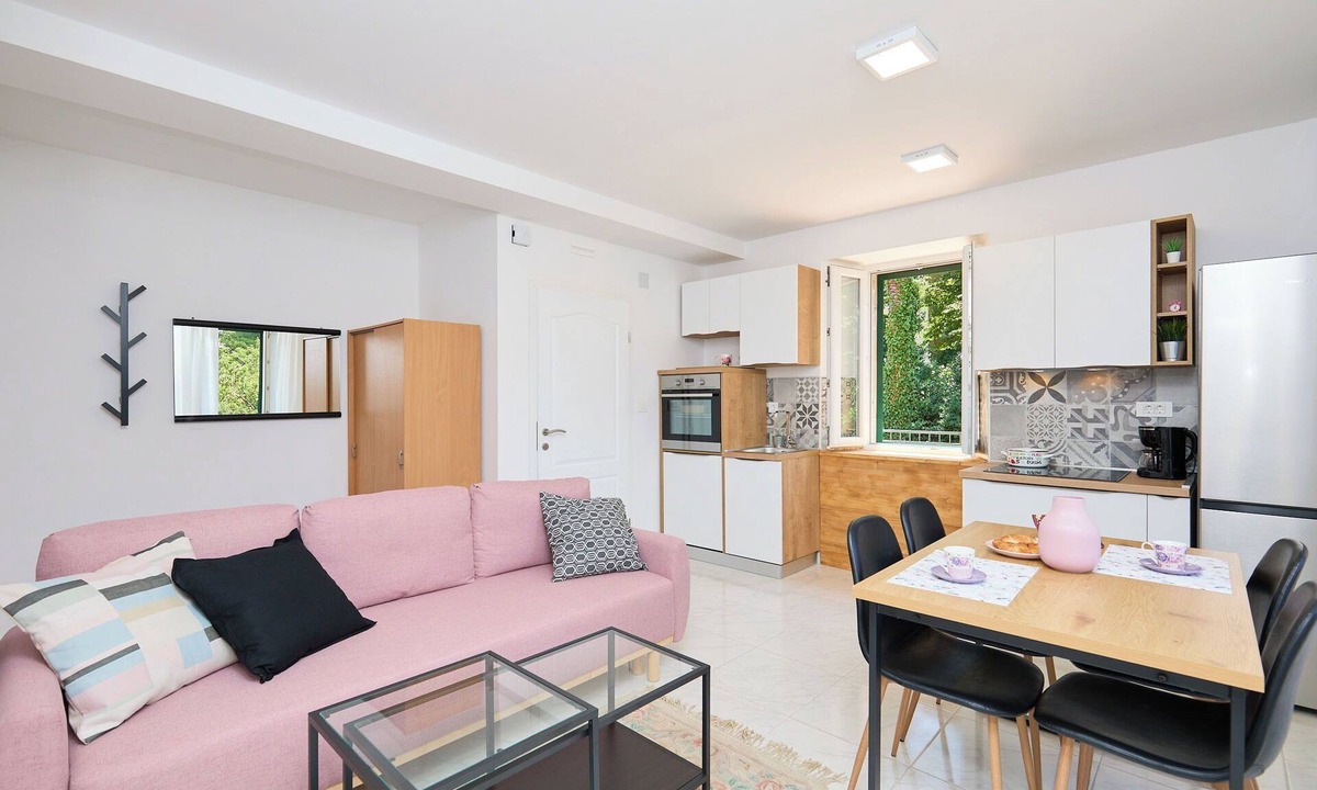 Lapad Apartment | Apartment Fragola - One Bedroom Apartment, Sleeps 2